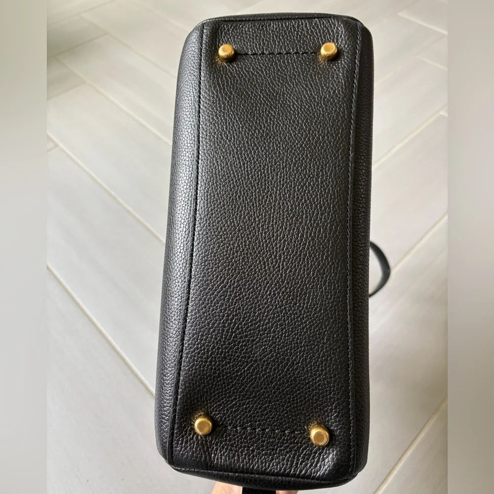 COACH Lora Carryall 30 Pebbled Black Leather Bag with Turlock, like new - Picture 11 of 11